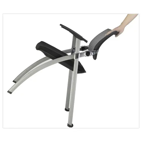3 Les 3 chaises pliables et encastrables - Résille