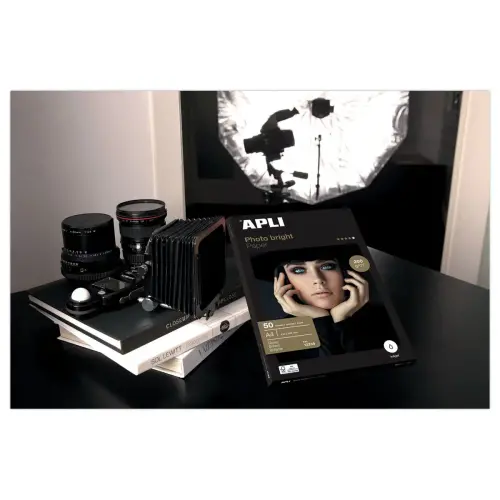 50 Feuilles de papier photo APLI Photobright format A4 200 g brillant