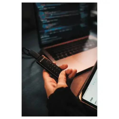 Clé USB Chiffrée Verbatim 128Go USB 3.0