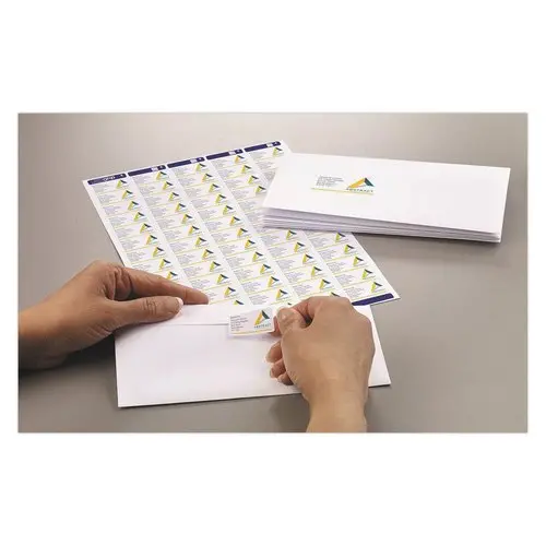 25 planches de 65 étiquettes blanches - 38.1 x 21.2 mm - AVERY