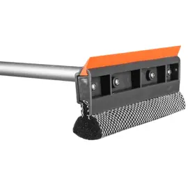 Brosse t&eacute;lescopique pour vitres de v&eacute;hicule - Bradas 
