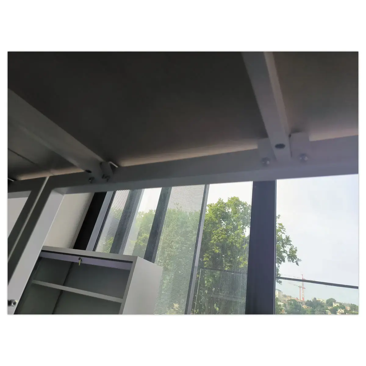 Bureau pieds r&eacute;glables &ndash; 160 x 80 cm &ndash; Reconditionn&eacute; 