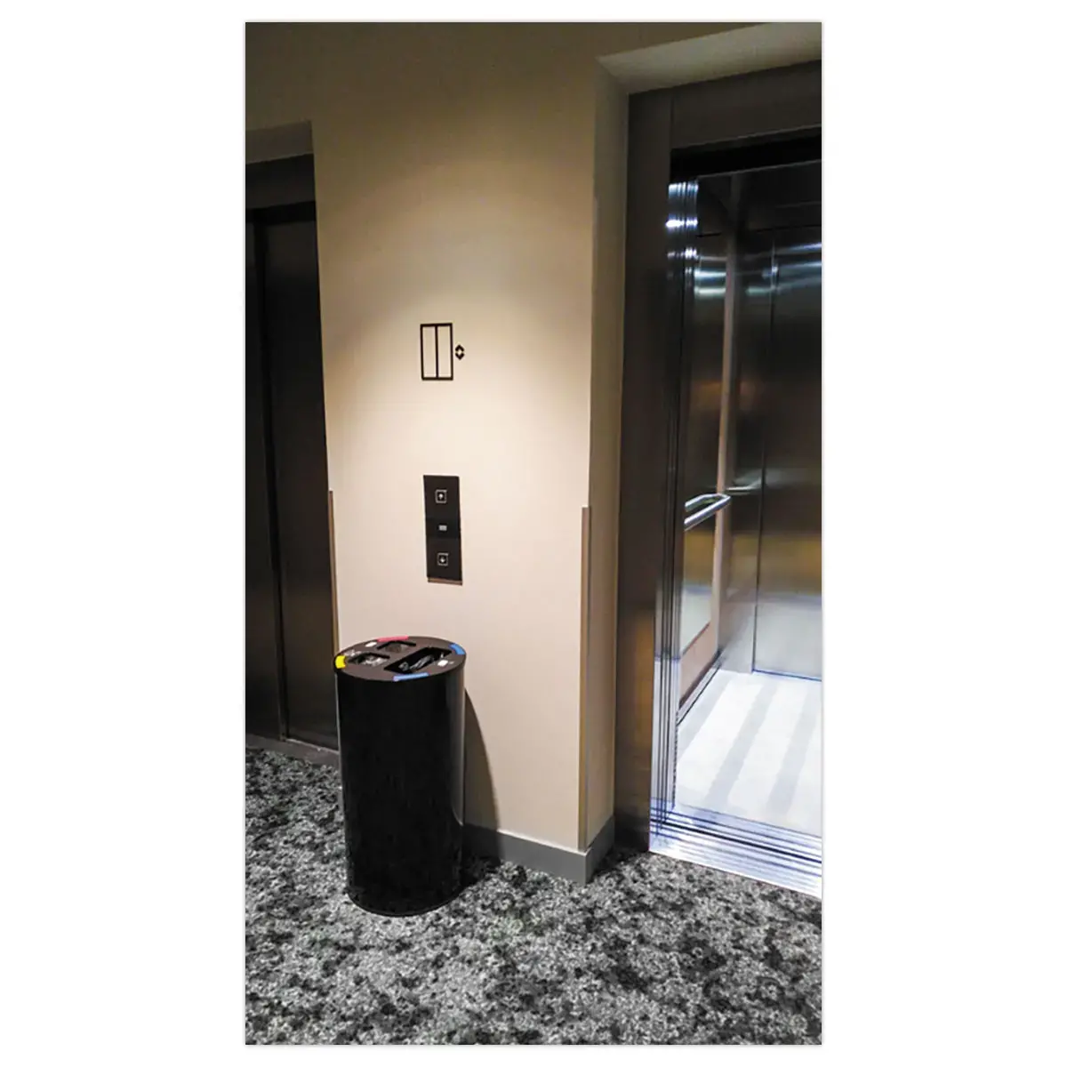 Collecteur tri sélectif - 3 compartiments - 60L - Noir.
