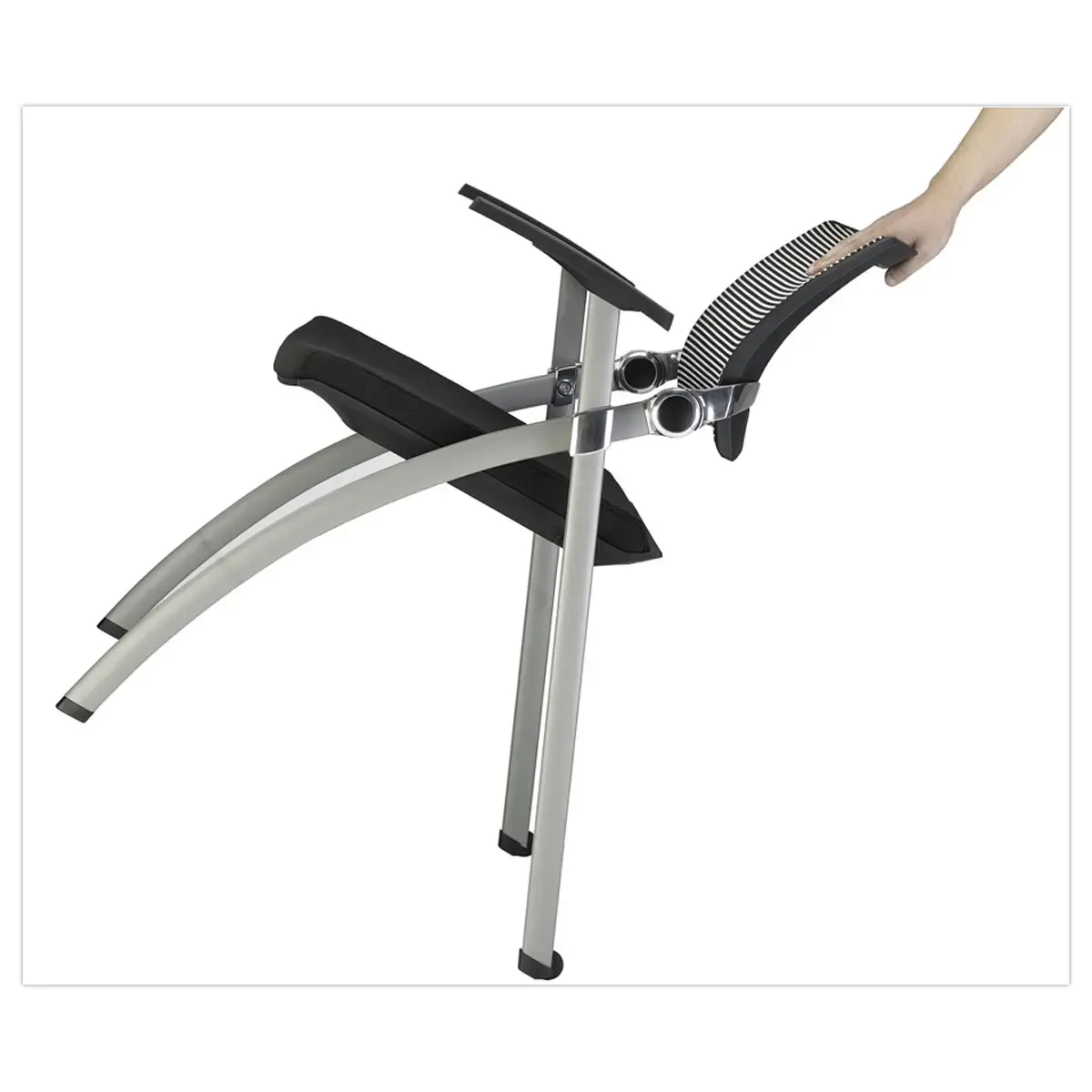 3 Les 3 chaises pliables et encastrables - Résille
