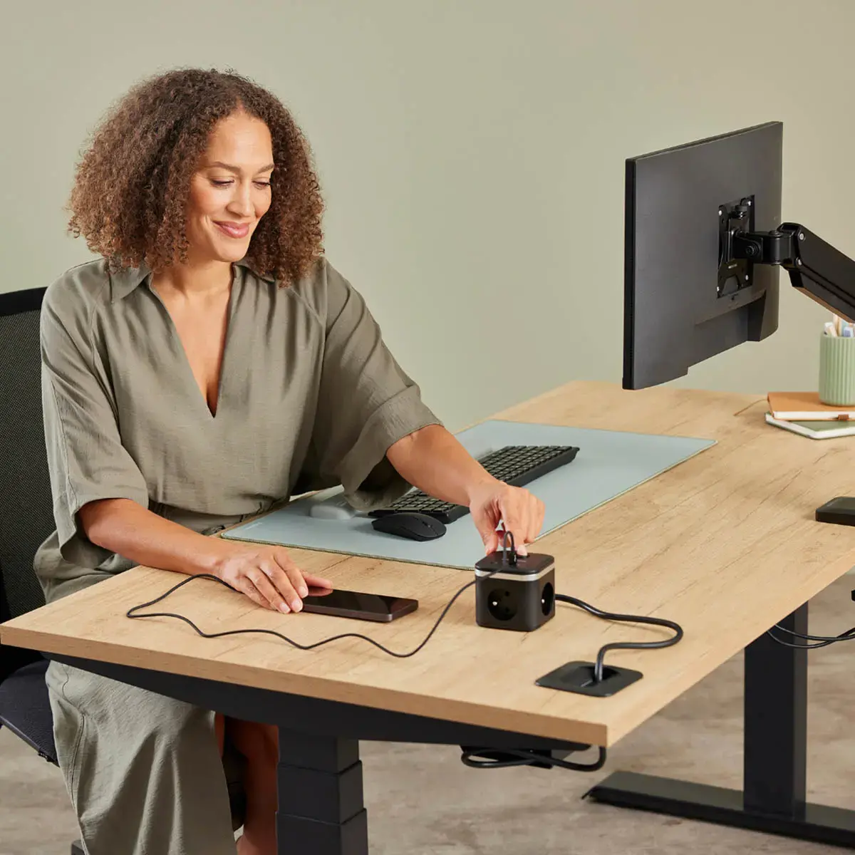 Multiprise Power Cube 2m - Noir- FELLOWES