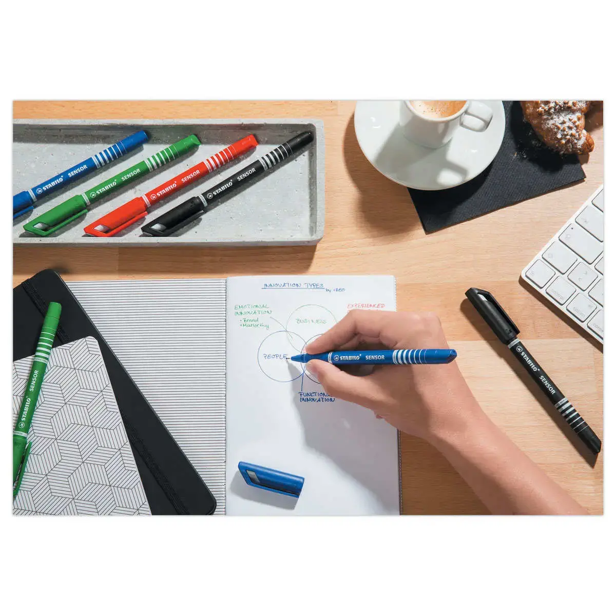 4 Stylos-feutres SENSOR F - Pointe fine - Encre à base d'eau - Coloris assortis - STABILO