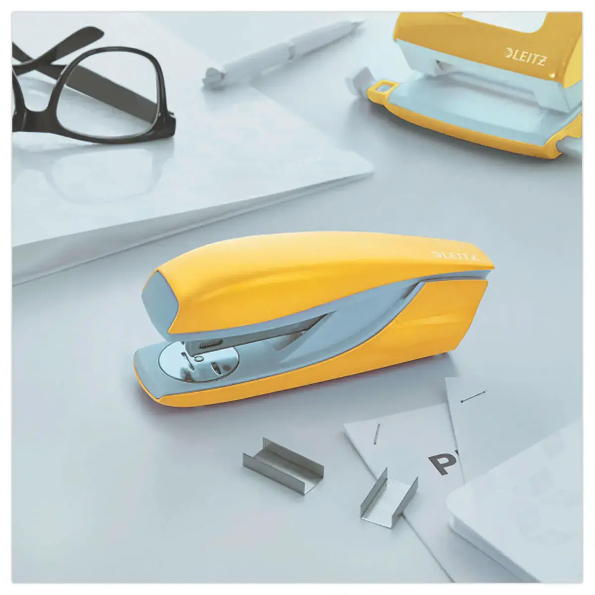Agrafeuse de bureau WOW - 24/6-26/6 - Jaune - LEITZ 