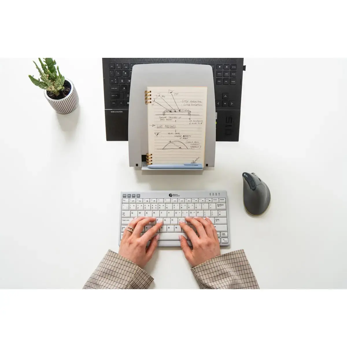 Support Q330 pour PC portable mobile et repliable