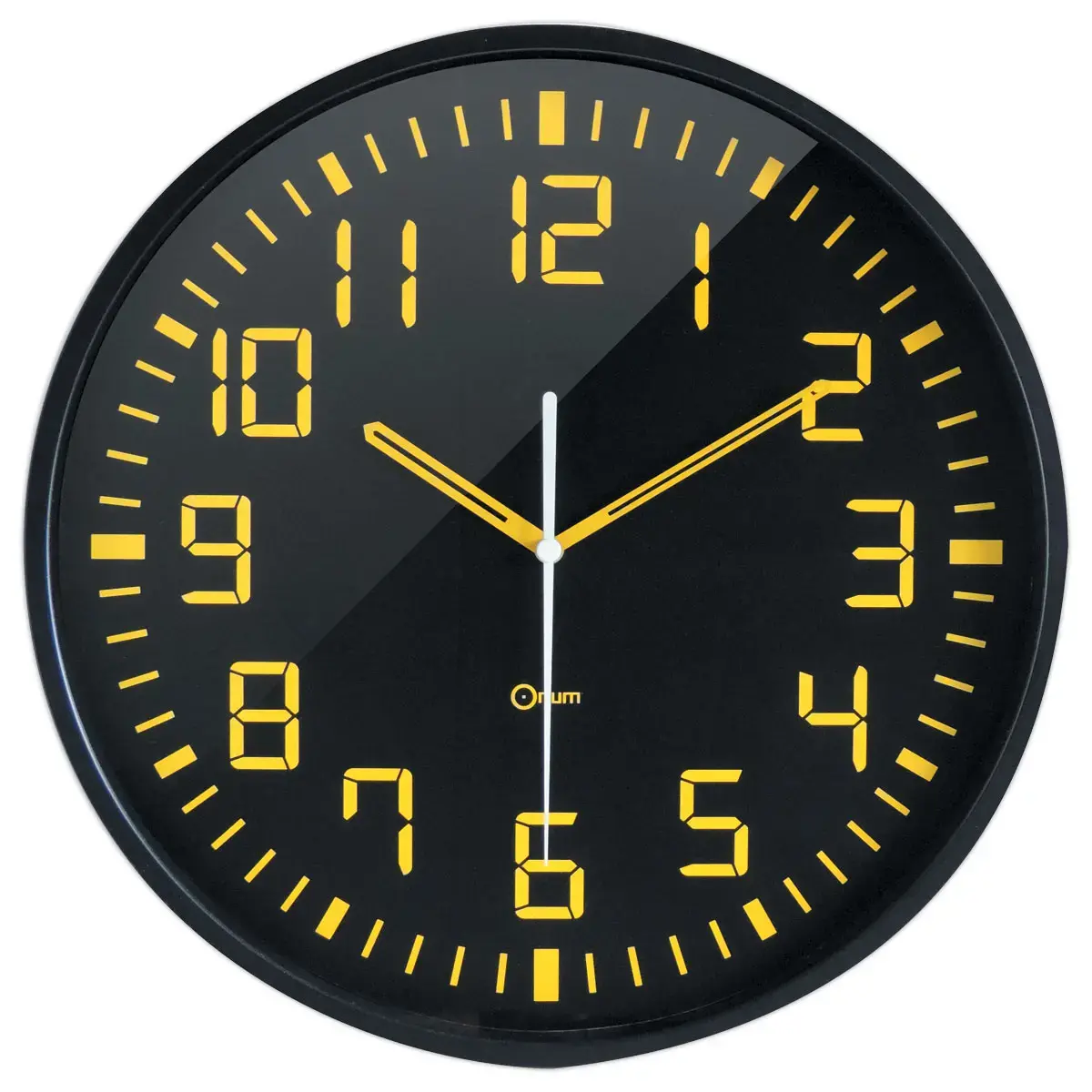 Horloge analogique - Cadran noir et chiffres jaunes - ORIUM 
