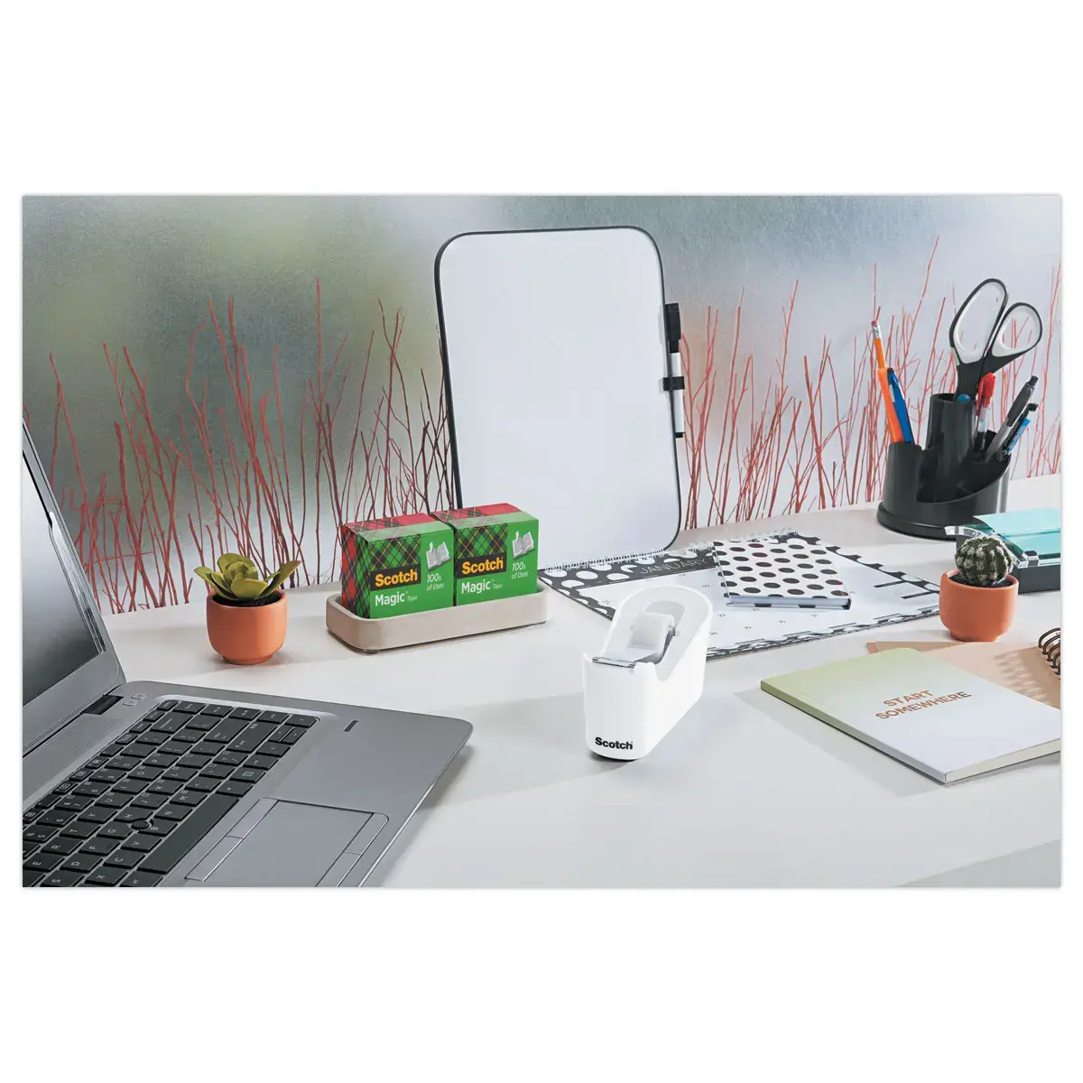 Dévidoir scotch blanc + 1 rouleau Scotch Magic tape 19mm x 33m