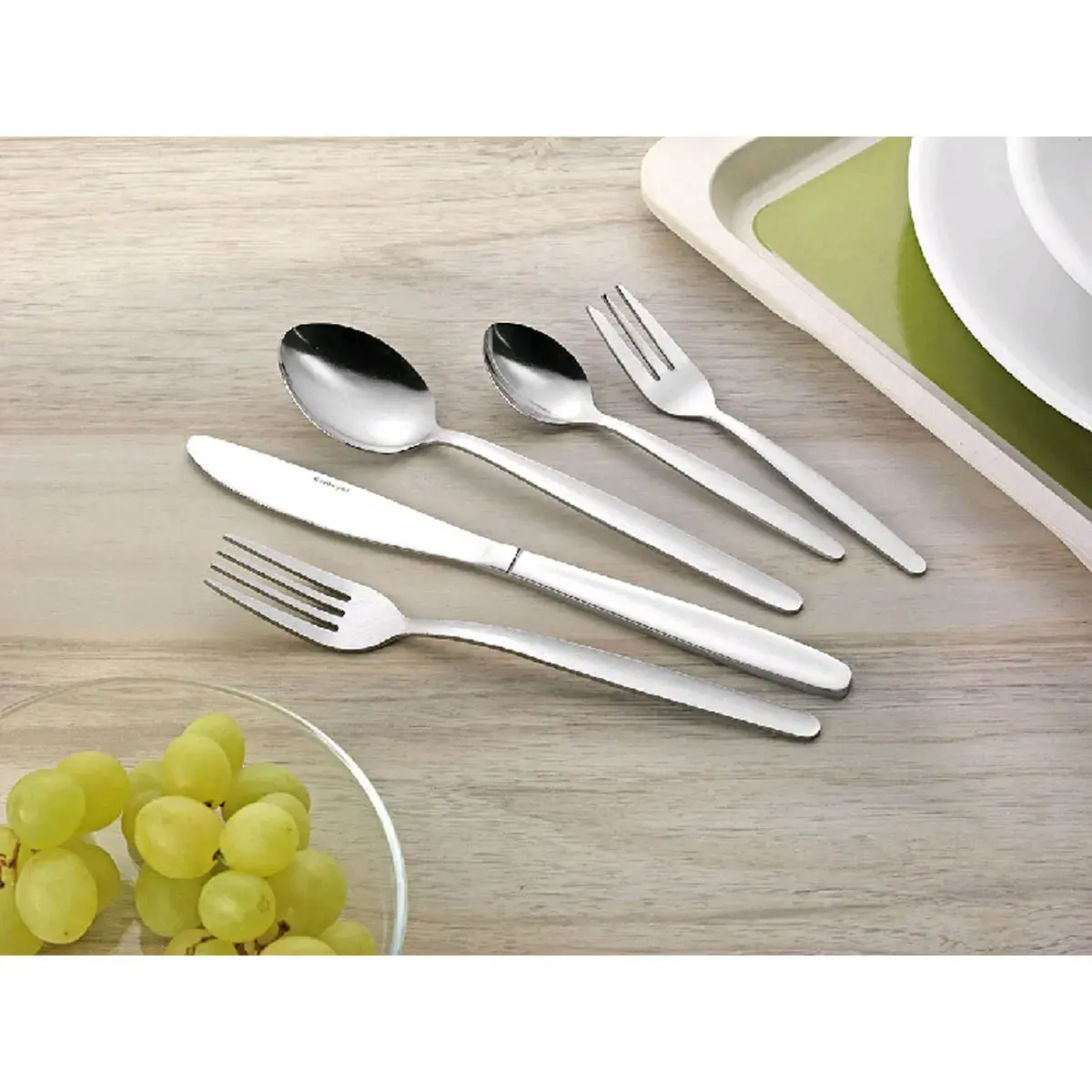 Couverts MONITA, 24 pi&egrave;ces, en inox chrom&eacute; 18/0 - Esmeyer 