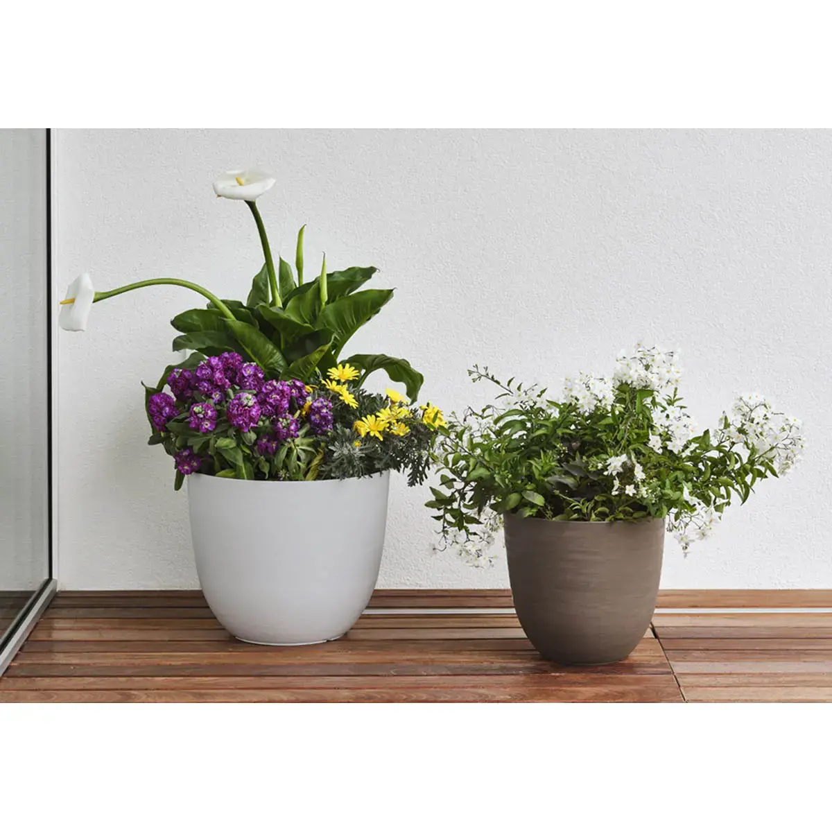 Pot de fleurs Over - Fog grey - Tera