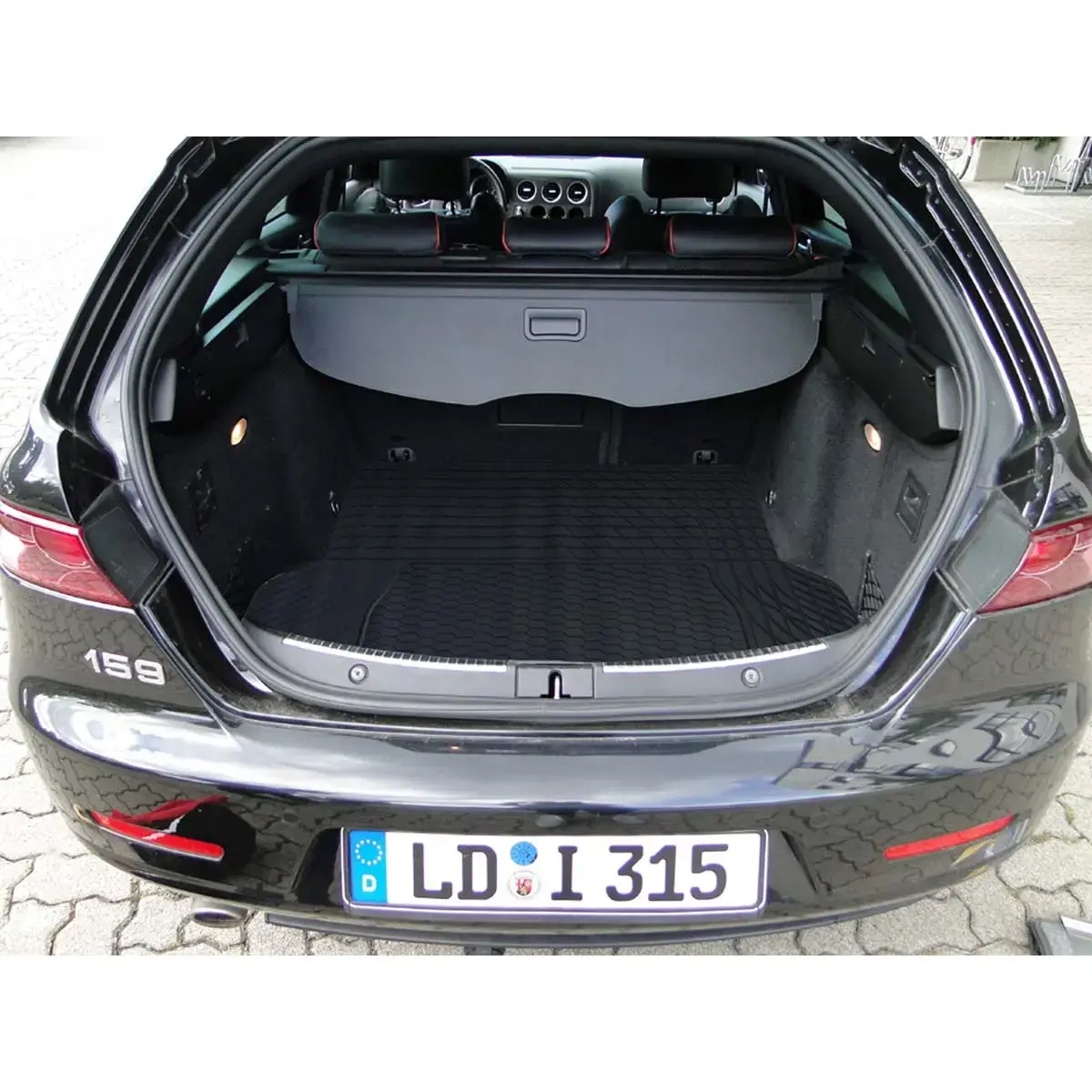 Tapis de coffre pour voiture, noir, d&eacute;coupable - Cartrend 