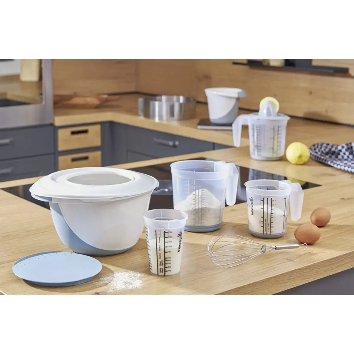 Broc gradué 'massimo', 1,5 litre - Blanc/bleu - Keeeper