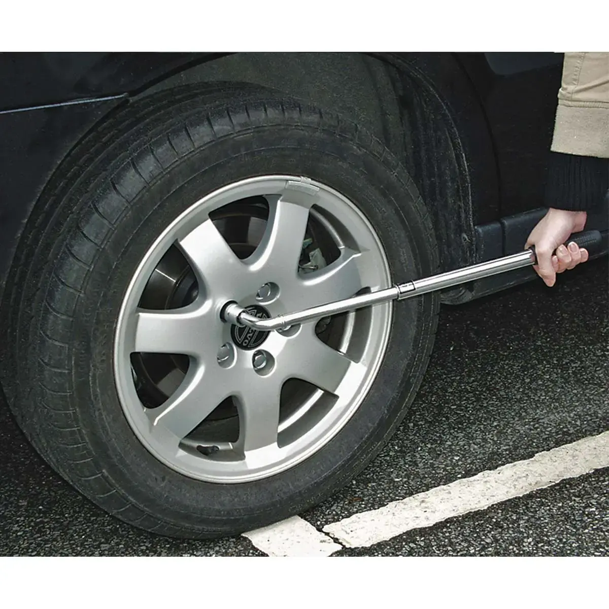 BR&Uuml;DER MANNESMANN Cl&eacute; pour &eacute;crous de roue de voiture 