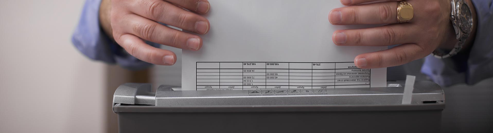 Hoe kiest u de juiste papierversnipperaar