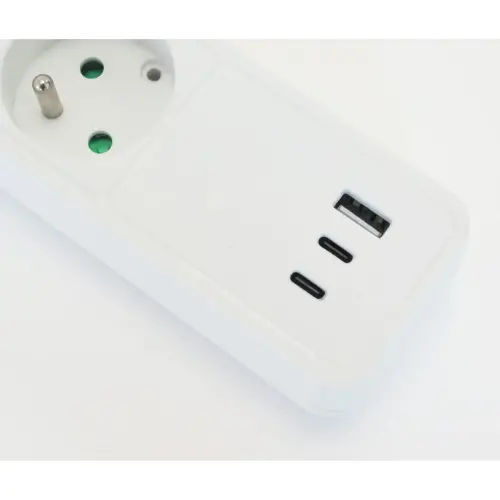 Stekkerdoos met 3 stopcontacten en USB - 4 meter kabel - Met schakelaar 