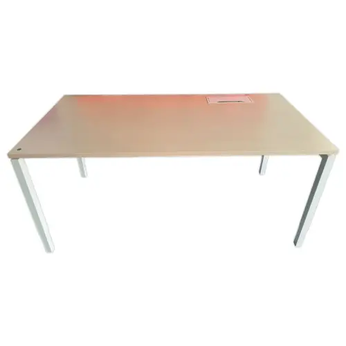 Bureaus 160 x 80 x 74 verstelbare poten tweedehands