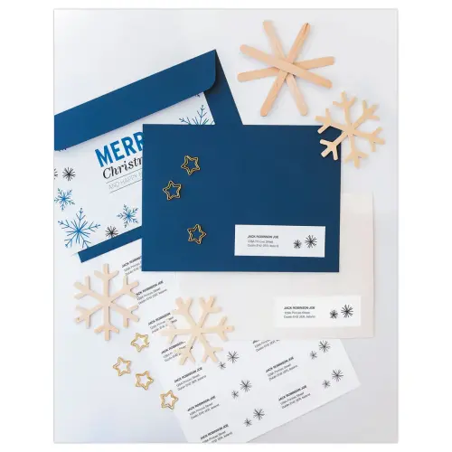 10 A4 vellen, dat wil zeggen 160 witte etiketten met vierkante hoeken van 105x37 mm