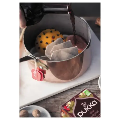 20 sachets zwarte thee Pukka originele bio Chai