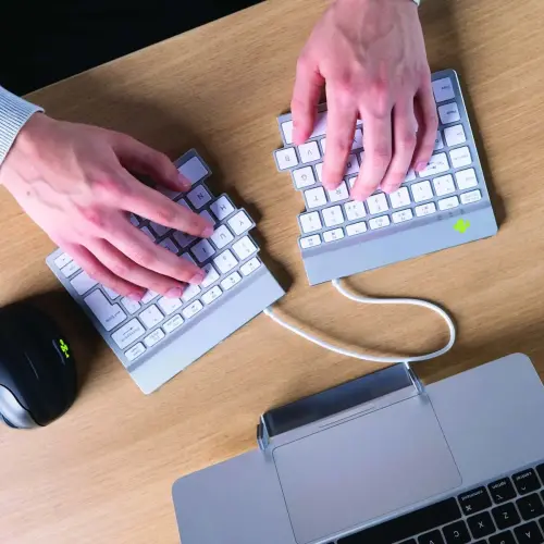 Wit ergonomisch Split Break-toetsenbord