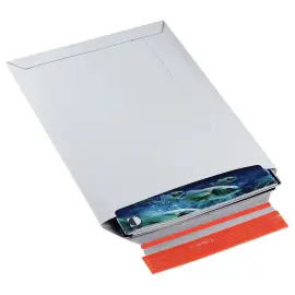 20  Verzendhoezen van wit, stevig karton 23,5x31 cm 