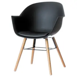 2  Fauteuils WISEMAN met beuken voeten en zwarte zitting 