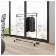 Kledingrek voor 50 kleerhangers 