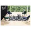 Fauteuil SMILE 4 poten zwart stof blauw gemonteerd 