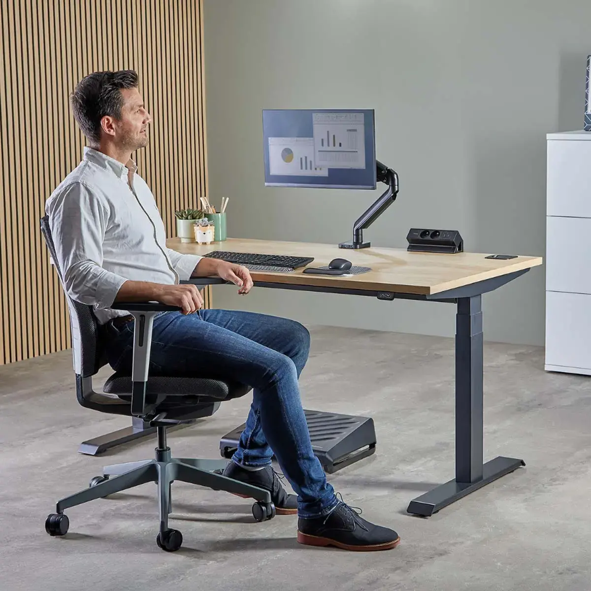 Elektrificatie-eenheid - Power Desk 2 - USB-A USB-C - Zwart - FELLOWES