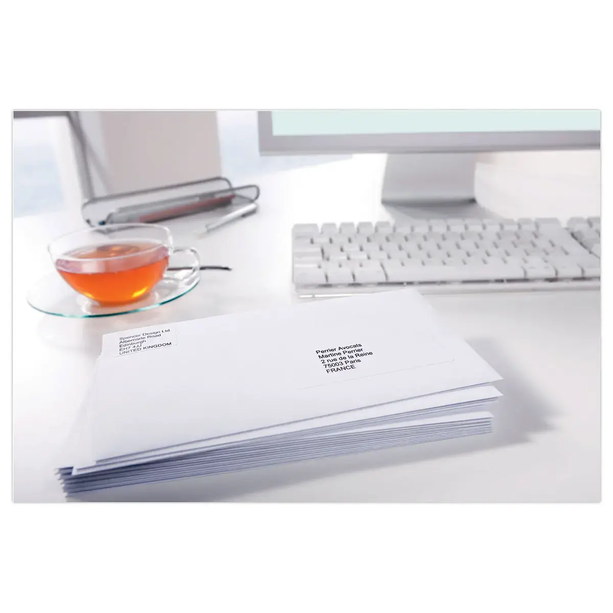 100 Vellen met 8 adresetiketten voor inkjetprinters AVERY 99,1x67,7mm