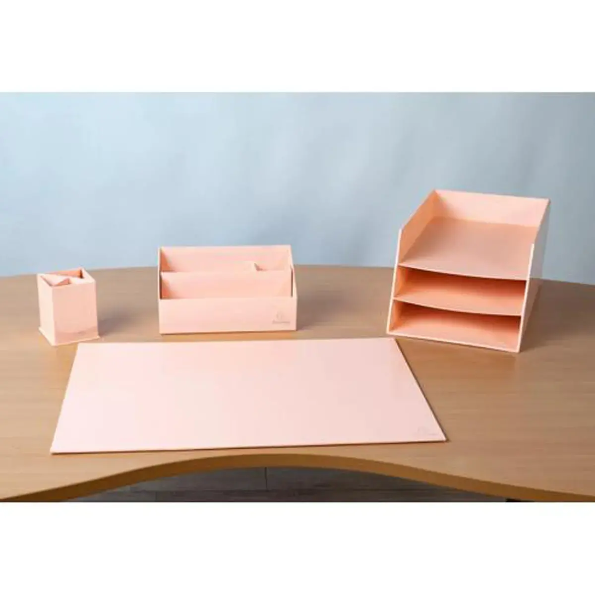 Verticaal sorteerder/briefhouder koraal