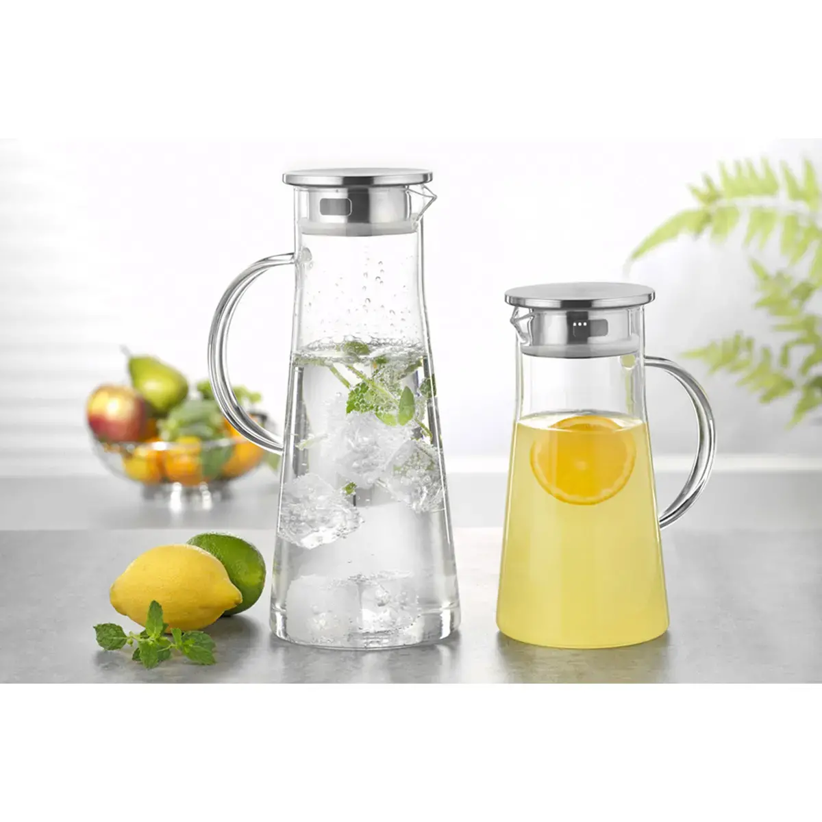 Glazen karaf FARO, met handvat, 1,7 liter - Esmeyer